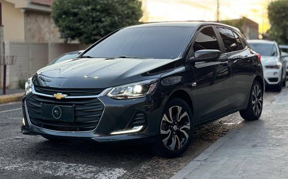 CHEVROLET ONIX 1.0 TURBO FLEX PREMIER AUTOMÁTICO